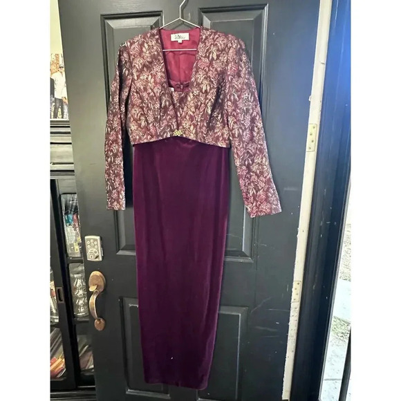Vintage Patra Red Floral Stretch Velvet Dress with jacket Size 8 - Picture 3 of 13
